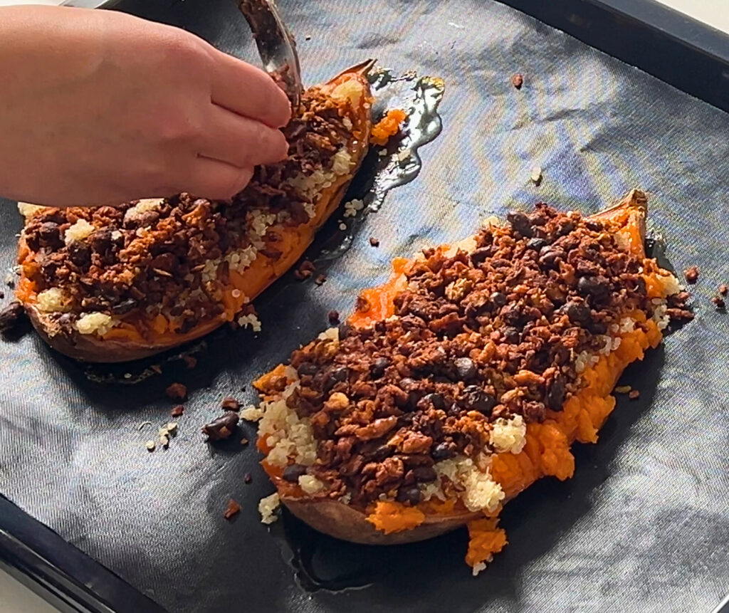 Spoon the mixture over cooked quinoa