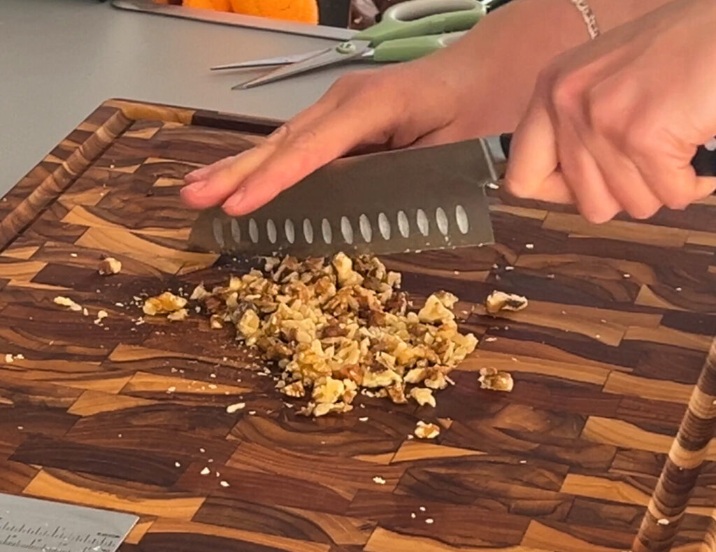 chop walnuts