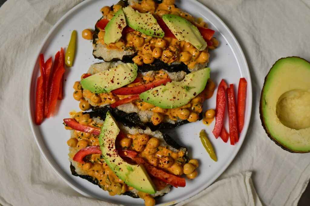 yoghurt Curry Chickpeas in sushi tacos with avocado and peppers