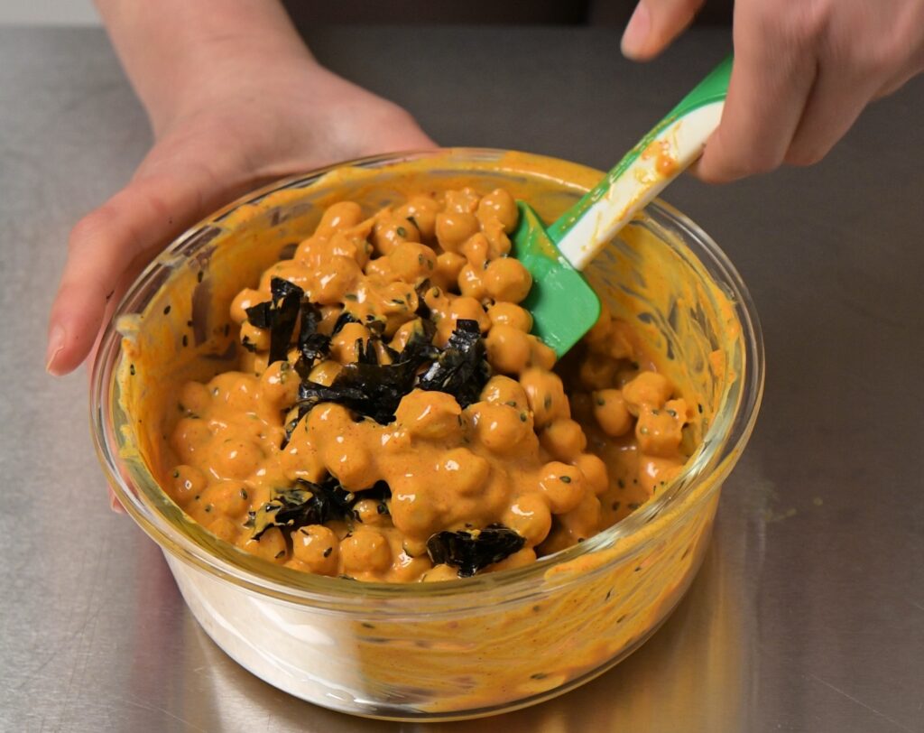 Add the leftovers to the chickpeas