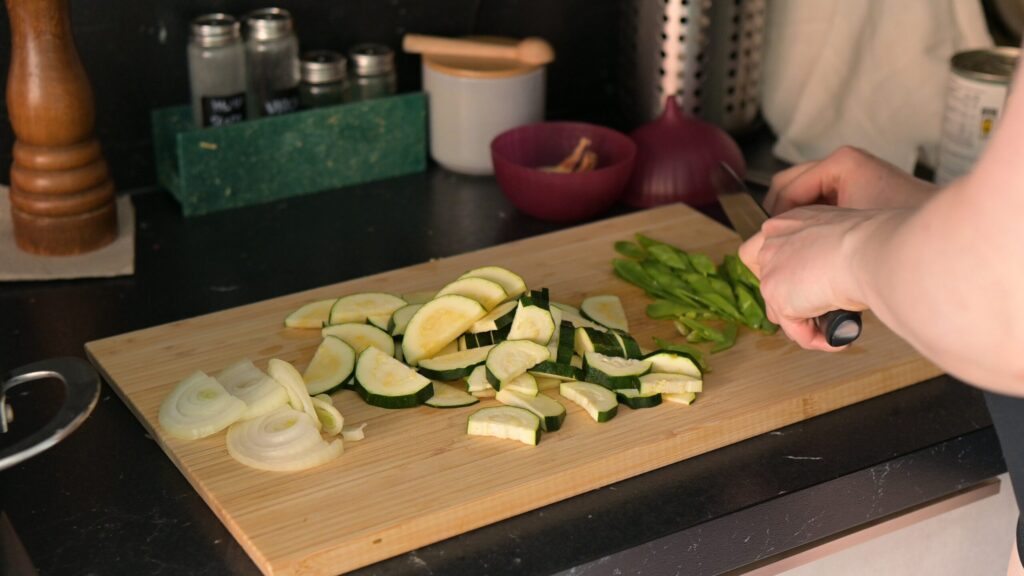 Prepare the vegetables