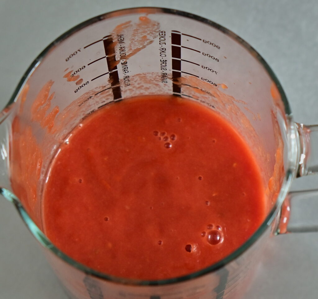 Blend the tomato sauce